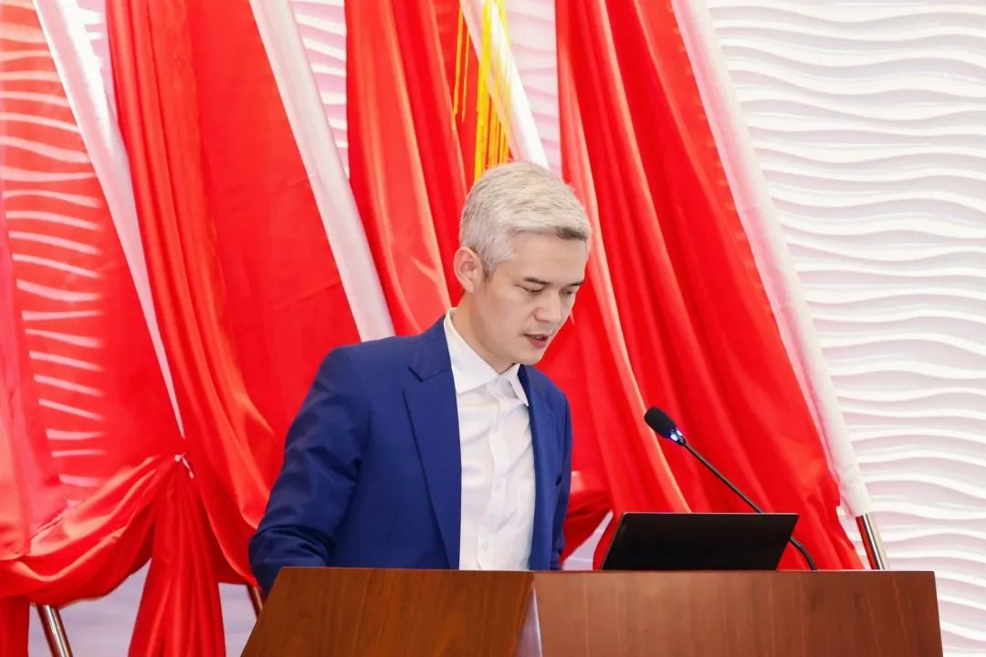 1740972498156518.jpg 2.jpg